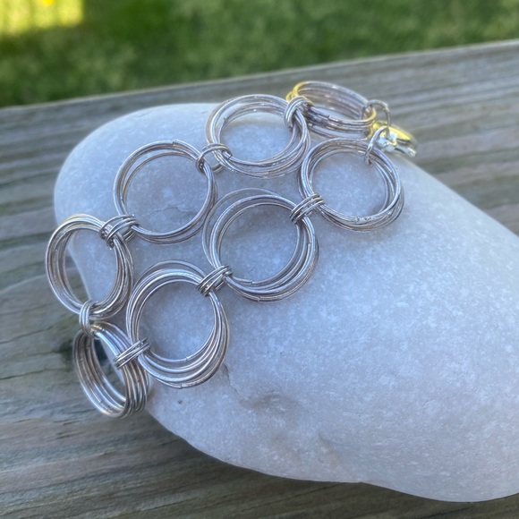 2 for $20 Multiple ring link fashion bracelet Silver tone - Picture 2 of 8